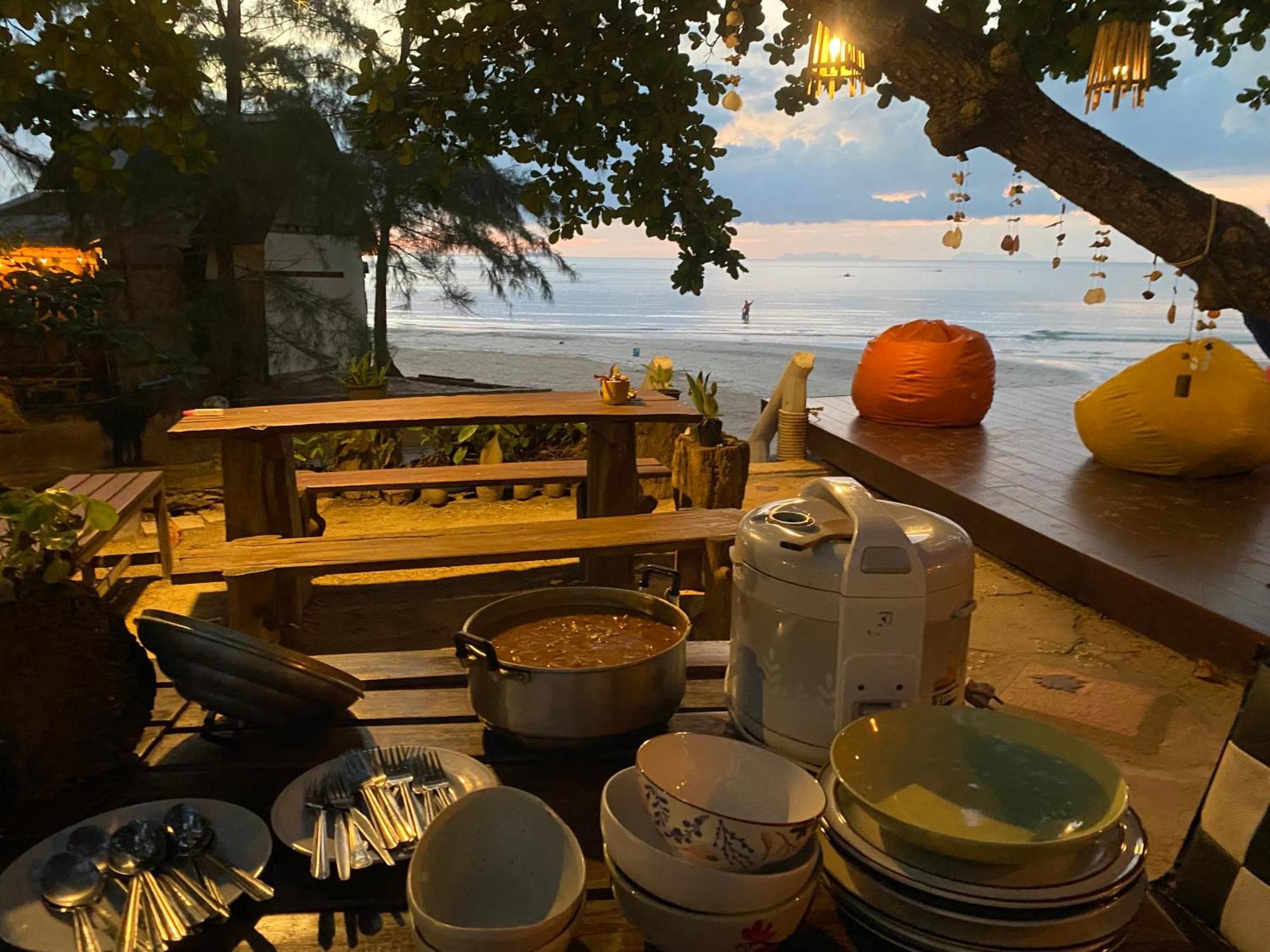 Coconut Lanta Resort @Klong Dow Beach Krabi town Exteriér fotografie